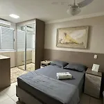 Apartamento Climatizado, 3 Quartos C Suite Garden